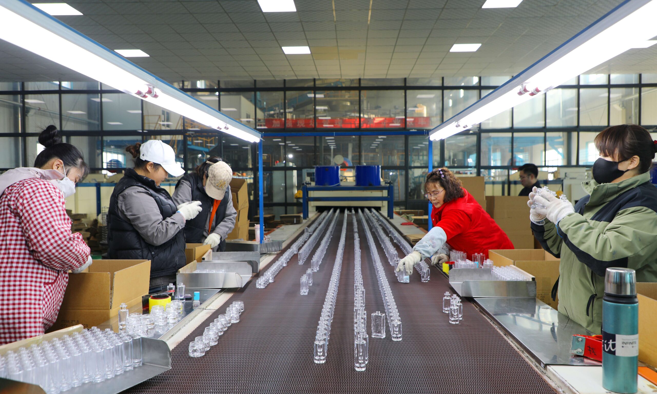 Glass packaging production line